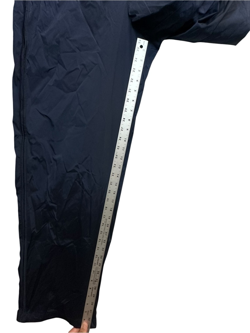 Athleta Rise Pant Women’s L Tall Navy Water Repellent Wrinkle Resistant NWT - Picture 4 of 9